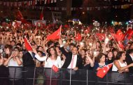 Bornova’da coşkulu 9 Eylül kutlamaları