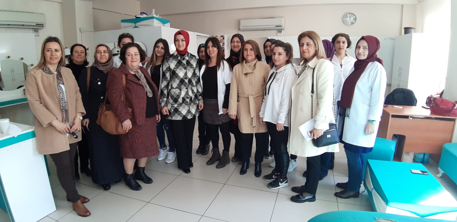 Mahmure DOĞAN Karabağlar Halk Eğitim Merkezini ziyaret etti.