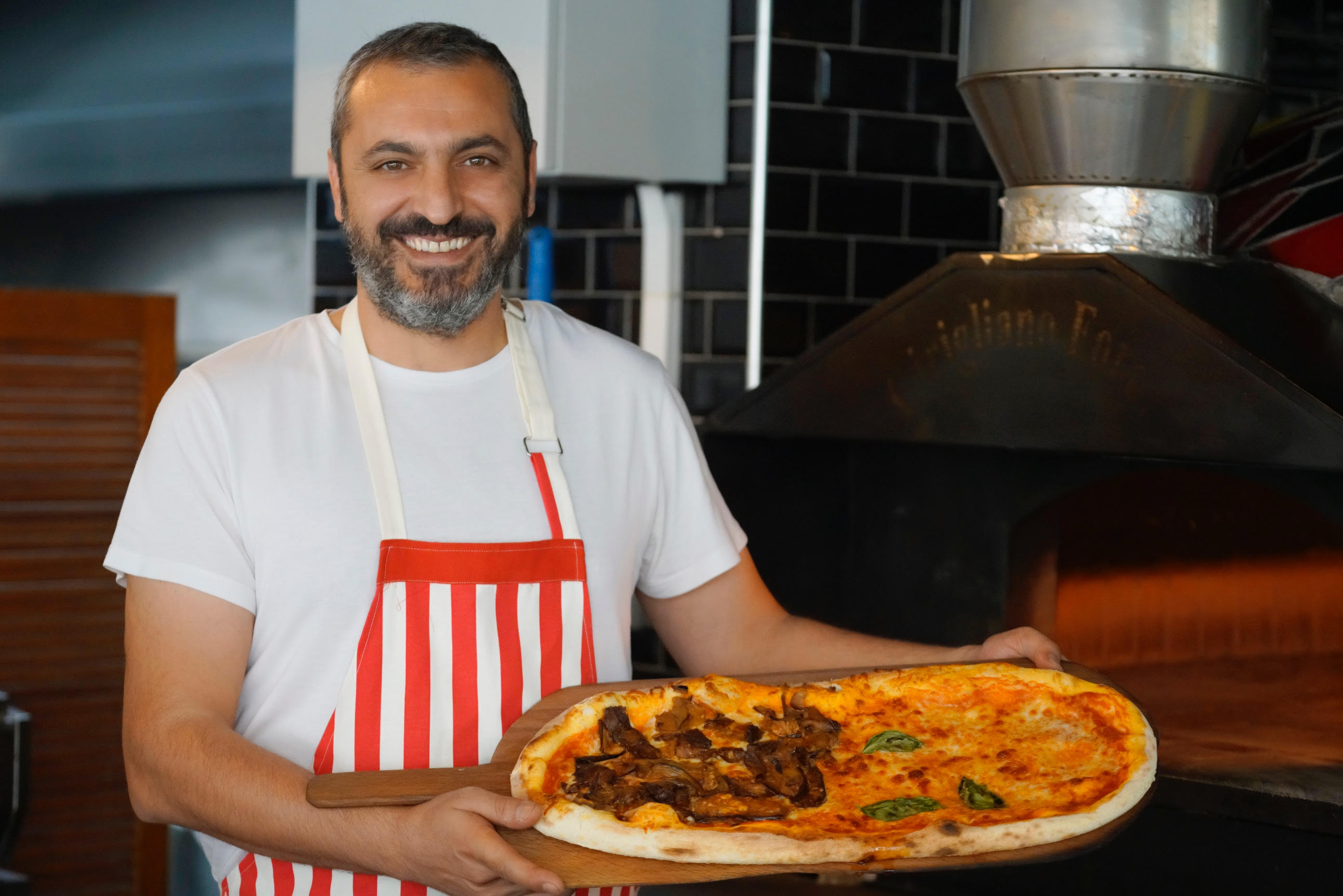 Napoli pizzaları  Caddebostan’da