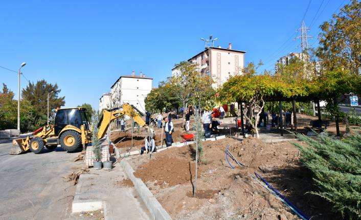 Çiğli’de Üst Yapı Çalışmaları Hız Kesmiyor