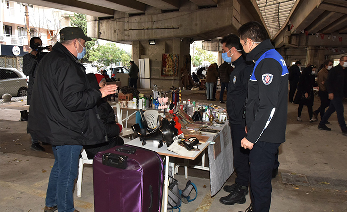 Bornova pazarlarında sıkı önlemler