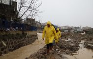 Gaziemir Belediyesi afetin izlerini siliyor
