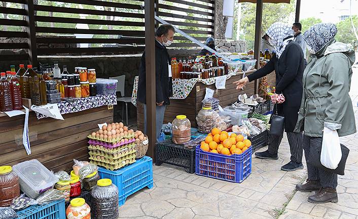 Üretici Köy Pazarı, Bucalı üreticilere nefes aldırdı